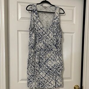 Calvin Klein White & Blue Abstract Print Sleeveless Dress